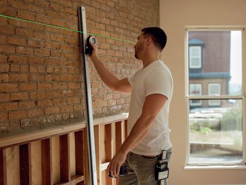 Renovatiewerken in een woning.
